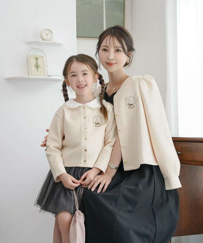 キッズカーディガン子供ダンボールニットトップスクルーネック木馬刺繍エンブレムゴールドボタン羽織りカーディガンフォーマルジャケットキッズフォーマルアイボリーベージュネイビー上品キッズウェアおしゃれ子供服成長応援ギフト80901001101202歳3歳4歳5歳6歳