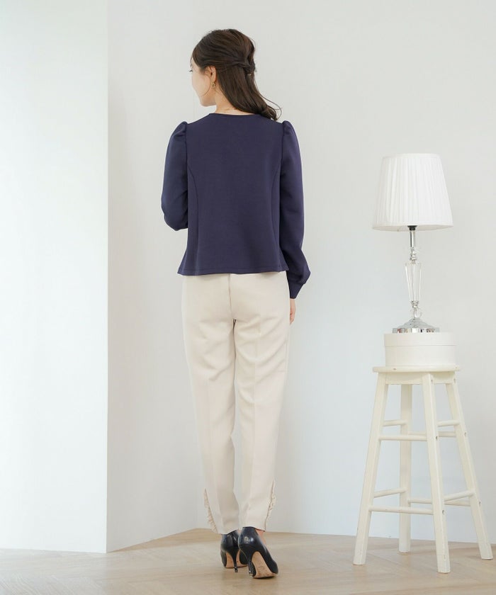 テーパード パンツ レディース フリル サイドフリル 細身 美脚 ポケット付き 裏地付き アイボリー ベージュ ブラック 大人かわいい きれいめ シンプル 春 夏 秋 通勤 オフィス カジュアル ボトムス スリムパンツ フェミニン フリルパンツ 着痩せ 楽ちん