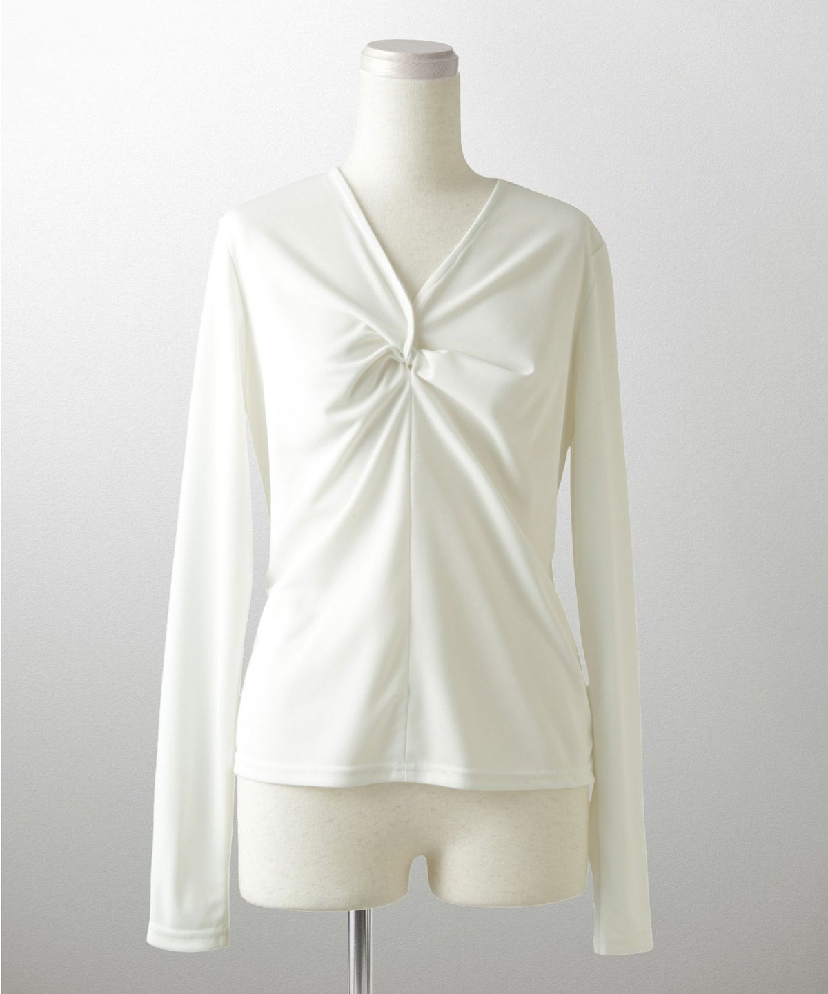 ツイスト トップス シンプル ドレープ カットソー プルオーバー オフィス アイボリー/サックス/モカ/ブラック/M/長袖