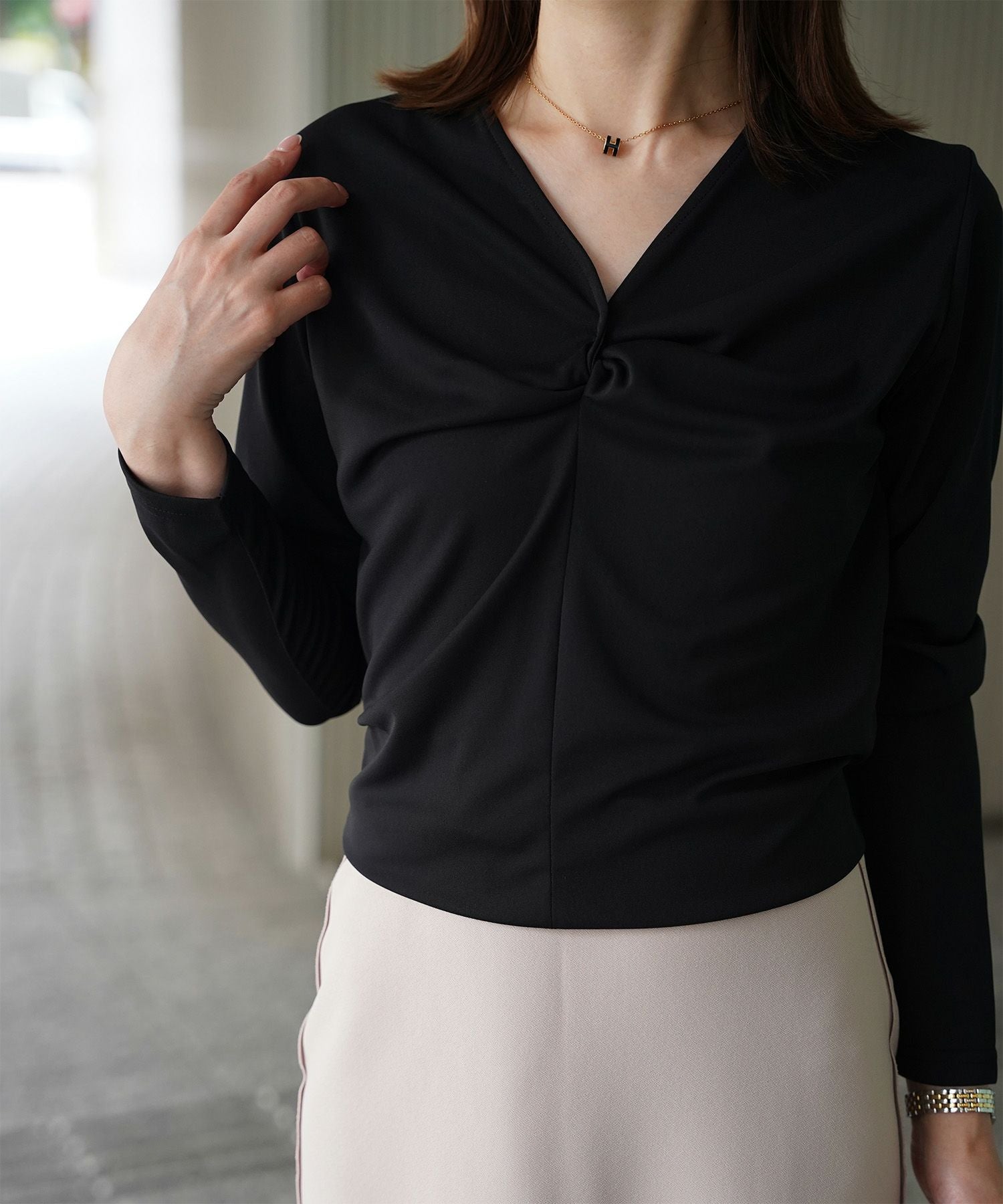 ツイスト トップス HUIT 全4色｜hit531-0296【1】 - 長袖商品一覧