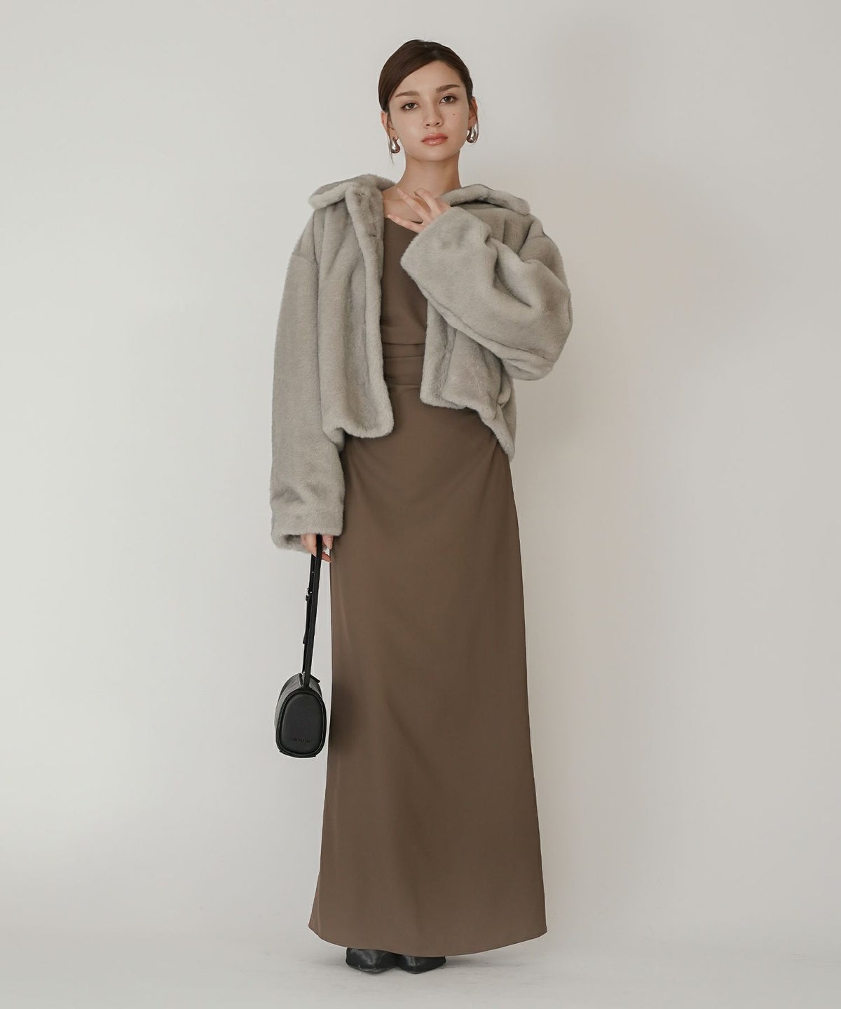 大人かわいい 上品 ディナー デート コンパクト クロップド丈 ファーコート 軽い 韓国風 綺麗め 細見え カジュアル KINO THE KEI