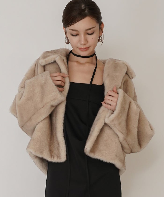 大人かわいい 上品 ディナー デート コンパクト クロップド丈 ファーコート 軽い 韓国風 綺麗め 細見え カジュアル KINO THE KEI
