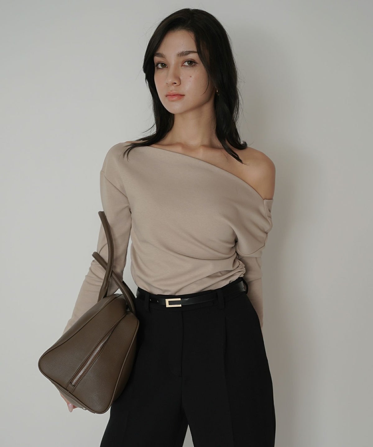 カットソー セットアップ オフショルトップス ドレープ タイトトップス 韓国風 綺麗め 細見え カジュアル KINO THE KEI