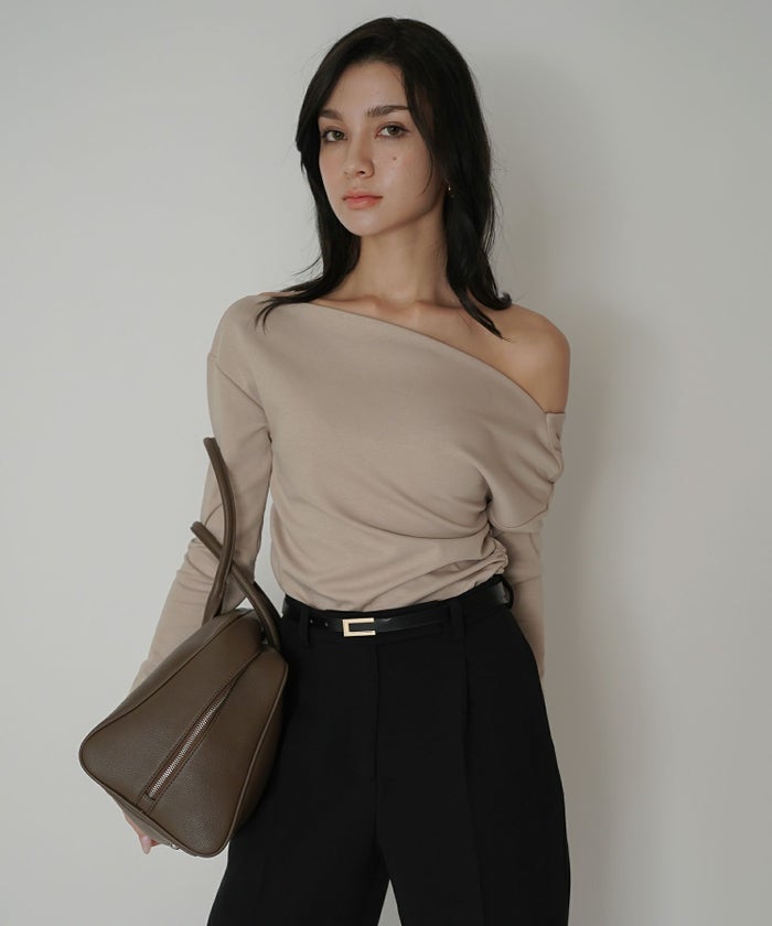 カットソー セットアップ オフショルトップス ドレープ タイトトップス 韓国風 綺麗め 細見え カジュアル KINO THE KEI