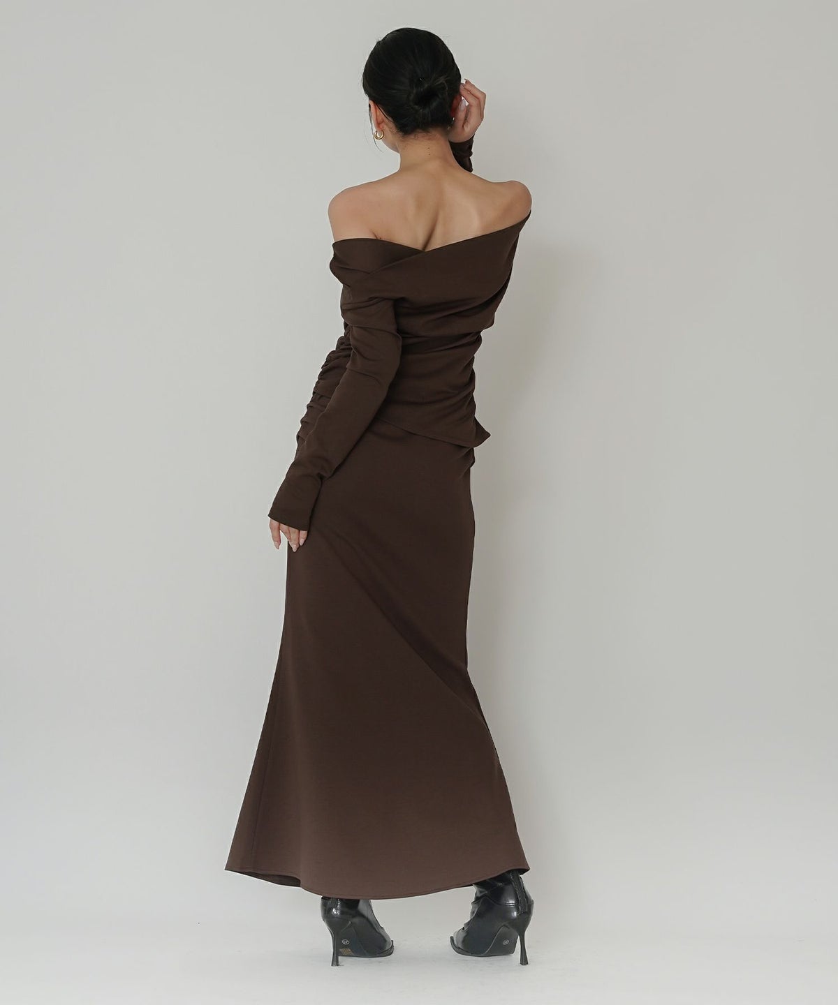 カットソー セットアップ オフショルトップス ドレープ タイトトップス 韓国風 綺麗め 細見え カジュアル KINO THE KEI