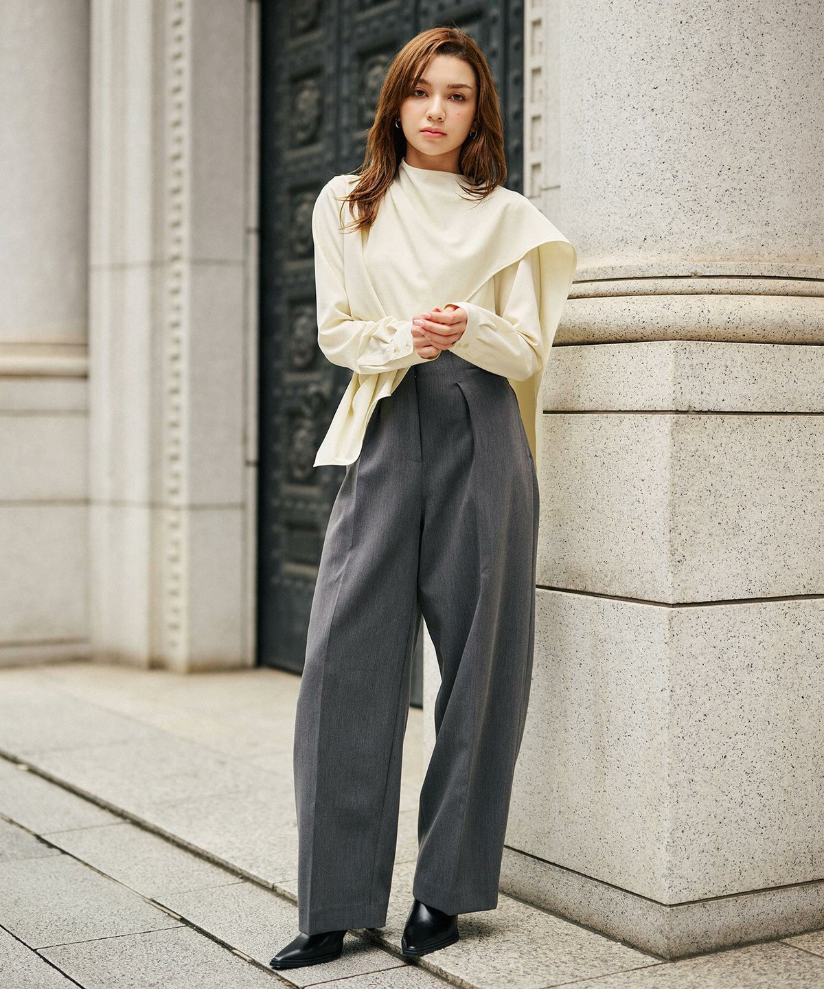 フレアシルエット お仕事 オフィス ディナー フォーマル ドレープ モード 変形シャツ  韓国風 綺麗め 細見え カジュアル KINO THE KEI