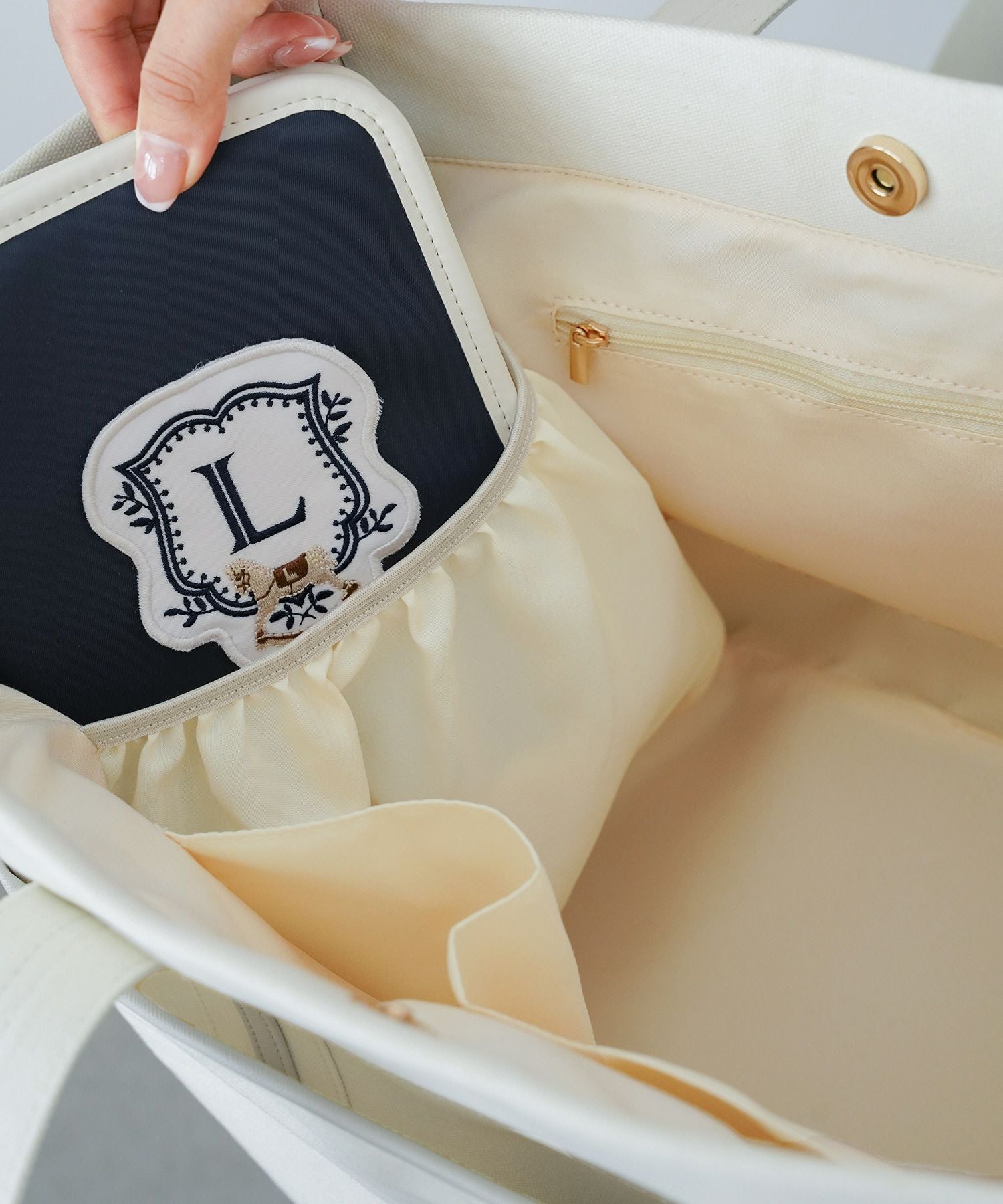 木馬 エンブレム 刺繍 マザーズ キャンバス トートバッグ le reve