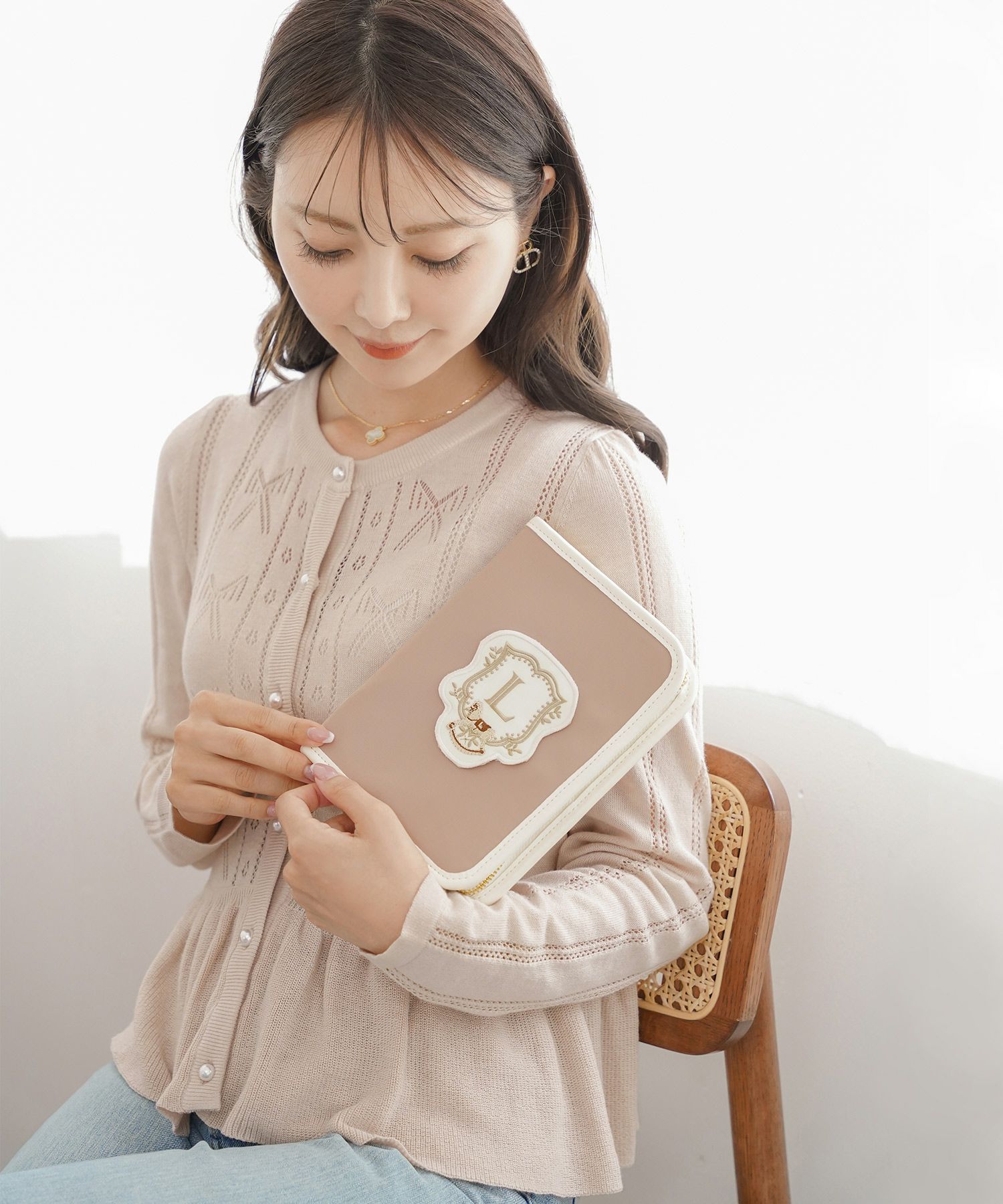 木馬 エンブレム 刺繍 撥水 マルチ ケース le reve vaniller 全2色