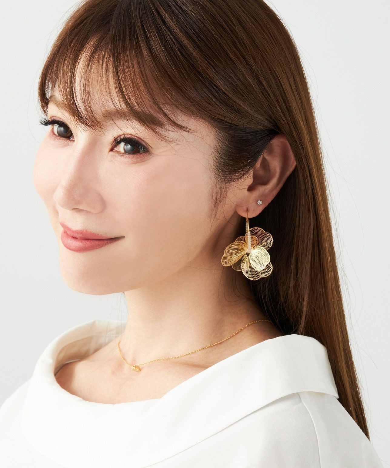 シアー フラワー ピアス Sheer Flower Pierce （Liala） 全1色