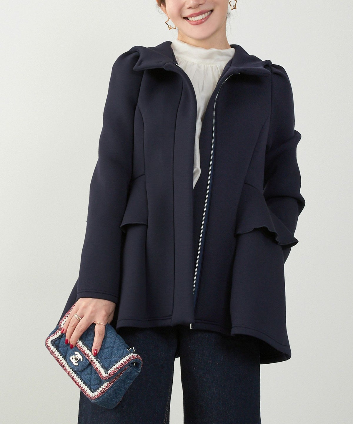 レディース ライトアウター 長袖 大人カジュアル オフィス きれいめ 体型カバー ペプラム スタンドカラー 春 秋 ジョイントスペース