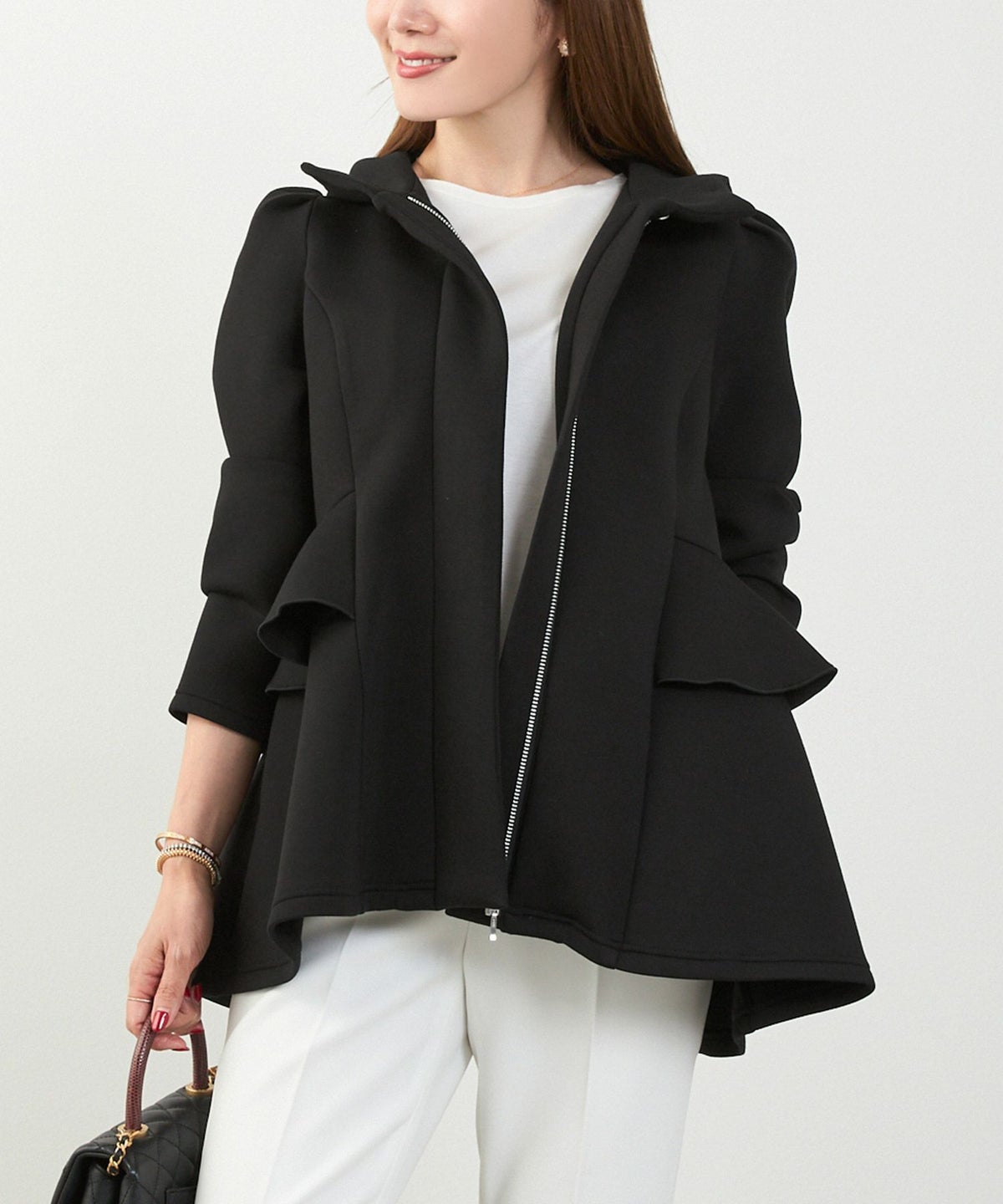 レディース ライトアウター 長袖 大人カジュアル オフィス きれいめ 体型カバー ペプラム スタンドカラー 春 秋 ジョイントスペース