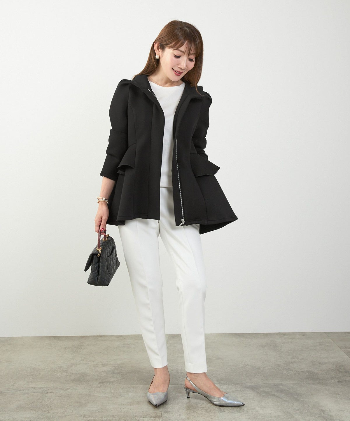 レディース ライトアウター 長袖 大人カジュアル オフィス きれいめ 体型カバー ペプラム スタンドカラー 春 秋 ジョイントスペース