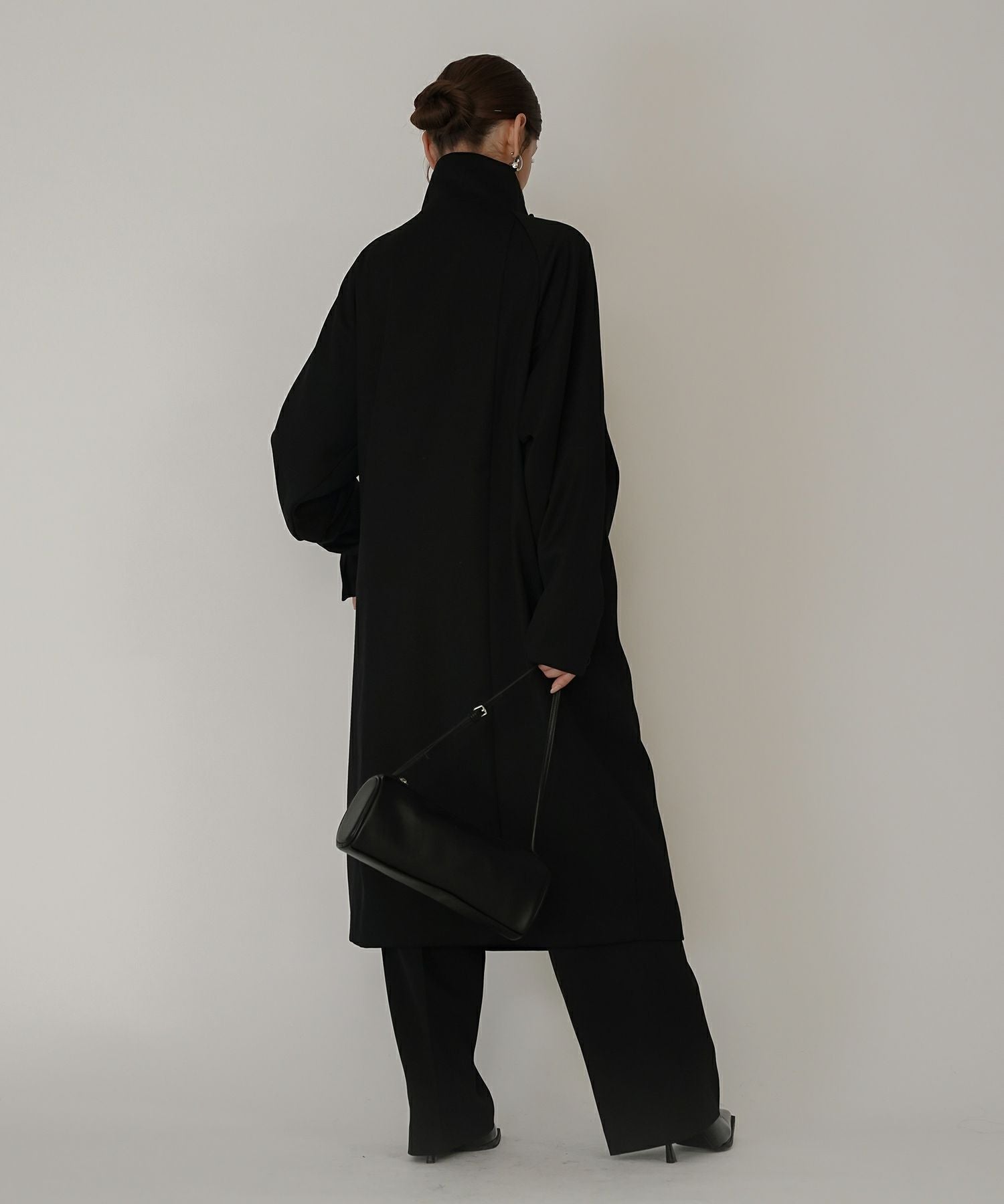 ユニセックス］ スタンドカラー コクーン コート KINO THE KEI 全2色