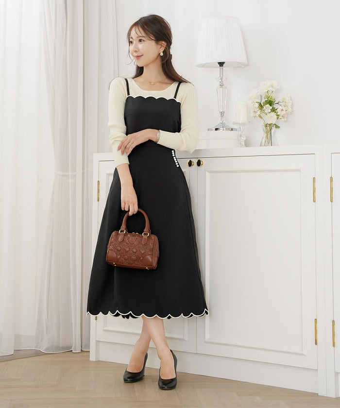 キャミ ワンピース スカラップ刺繍 ロング丈 無地 大人 フェミニン レディース 春夏 秋冬 アイボリー  ピンク チャコール ブラック オールシーズン