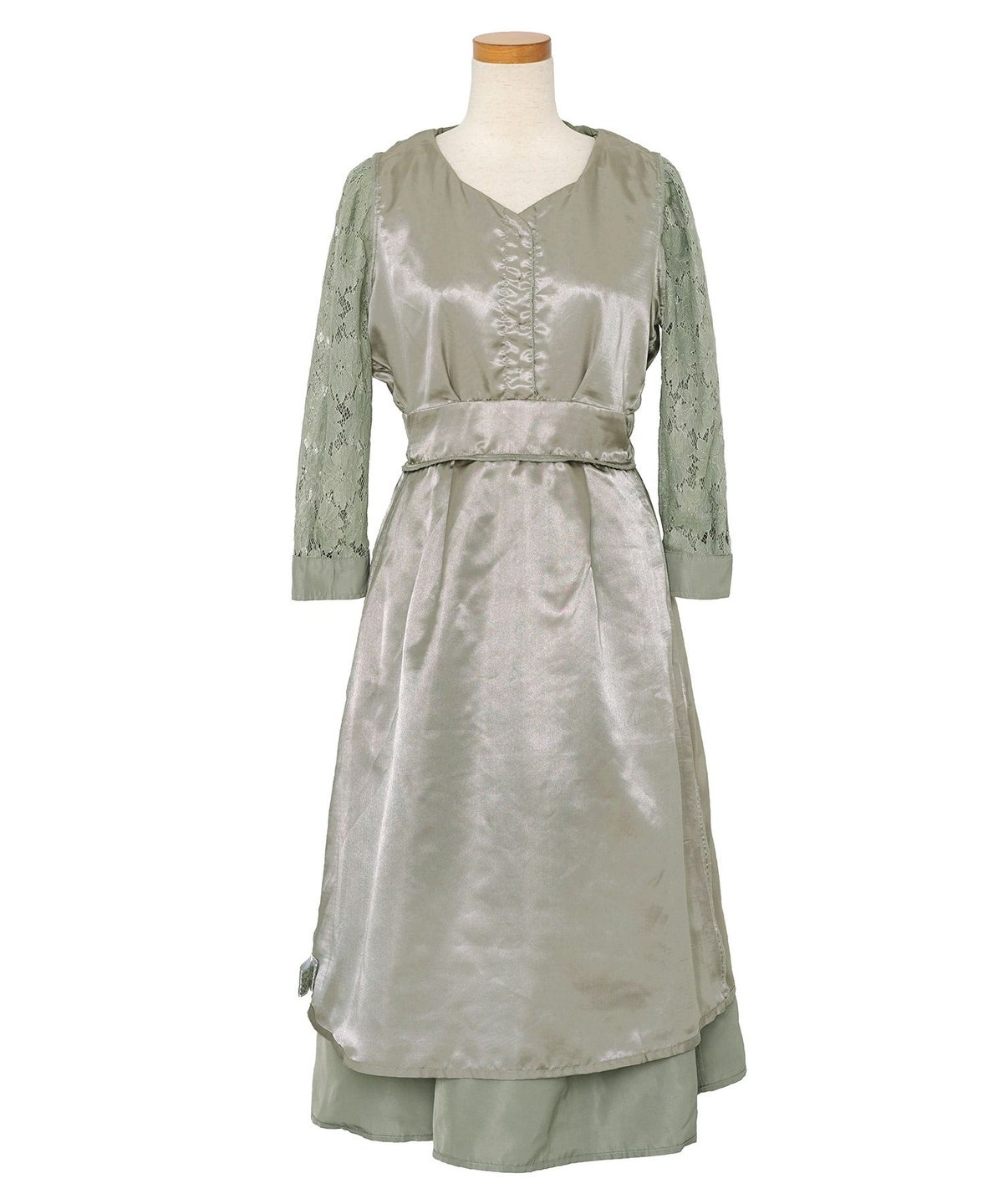 花柄 ワンピース タフタ 切替 開襟 フレア シルエット 長袖 レース タック入り 裏地付き ポケット付き 9分袖 ギャザー 袖口カフス 大人フェミニン 上品 華やか 女性らしい 立体感 エレガント 季節感 透け感 セミオケージョン 結婚式 デート 食事会