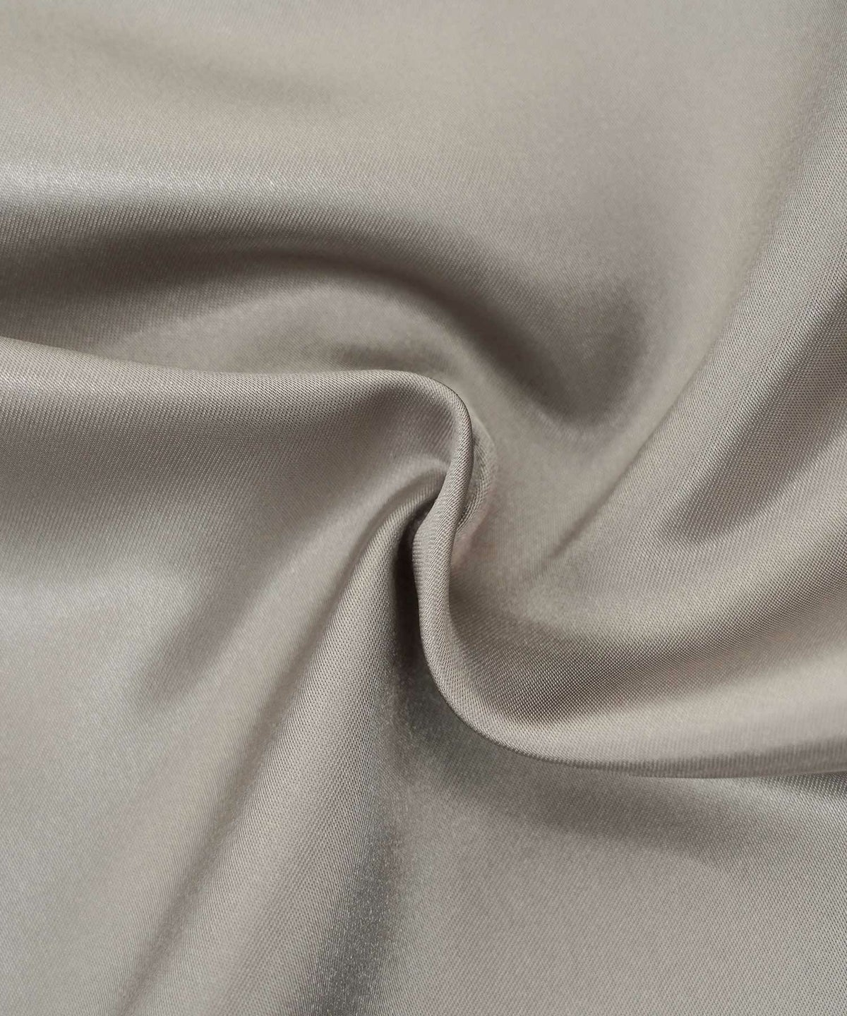 花柄 ワンピース タフタ 切替 開襟 フレア シルエット 長袖 レース タック入り 裏地付き ポケット付き 9分袖 ギャザー 袖口カフス 大人フェミニン 上品 華やか 女性らしい 立体感 エレガント 季節感 透け感 セミオケージョン 結婚式 デート 食事会