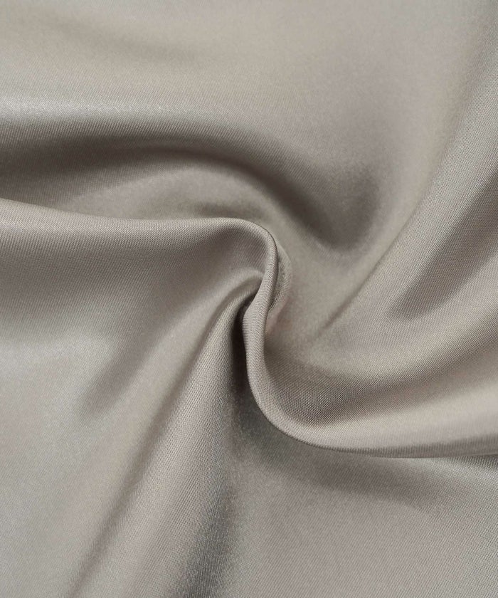 花柄 ワンピース タフタ 切替 開襟 フレア シルエット 長袖 レース タック入り 裏地付き ポケット付き 9分袖 ギャザー 袖口カフス 大人フェミニン 上品 華やか 女性らしい 立体感 エレガント 季節感 透け感 セミオケージョン 結婚式 デート 食事会