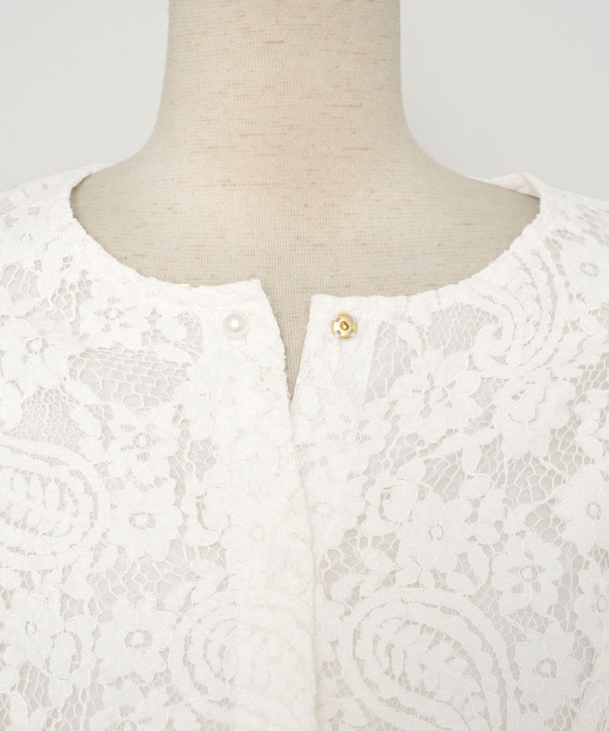 レース ブラウス 起毛 トップス 花柄 ペイズリー ランタンスリーブ 二の腕カバー パールボタン 7分袖 フェミニン 秋冬 ウエストシェイプ 大人可愛い 上品 華やか フェミニン エレガント きれいめ