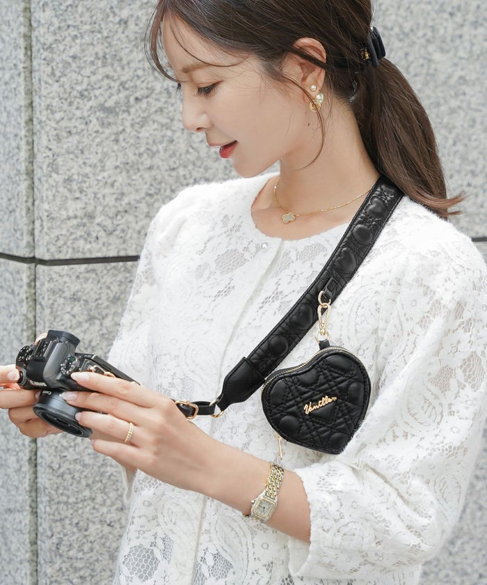 小物 ストラップ マルチウェイ カメラ スマホ スマホケース ハンディファン 手持ち 扇風機 うちわ ハートキルティング カワイイ おしゃれ トレンド