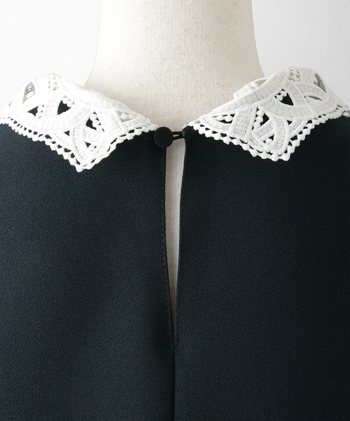 レース 襟付き ブラウス レディース レース襟 長袖 フレア ペプラム チュニック きれいめ 洗える ホワイト/ネイビー/ブラック/M