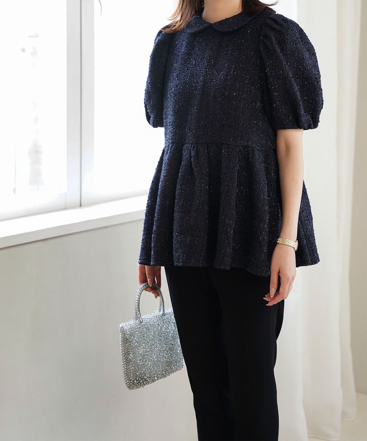 襟付き ツイード ペプラムトップス 丸襟 ツイード ラメ オフィス 学校行事 きれいめ 半袖 ホワイト/ネイビー/M