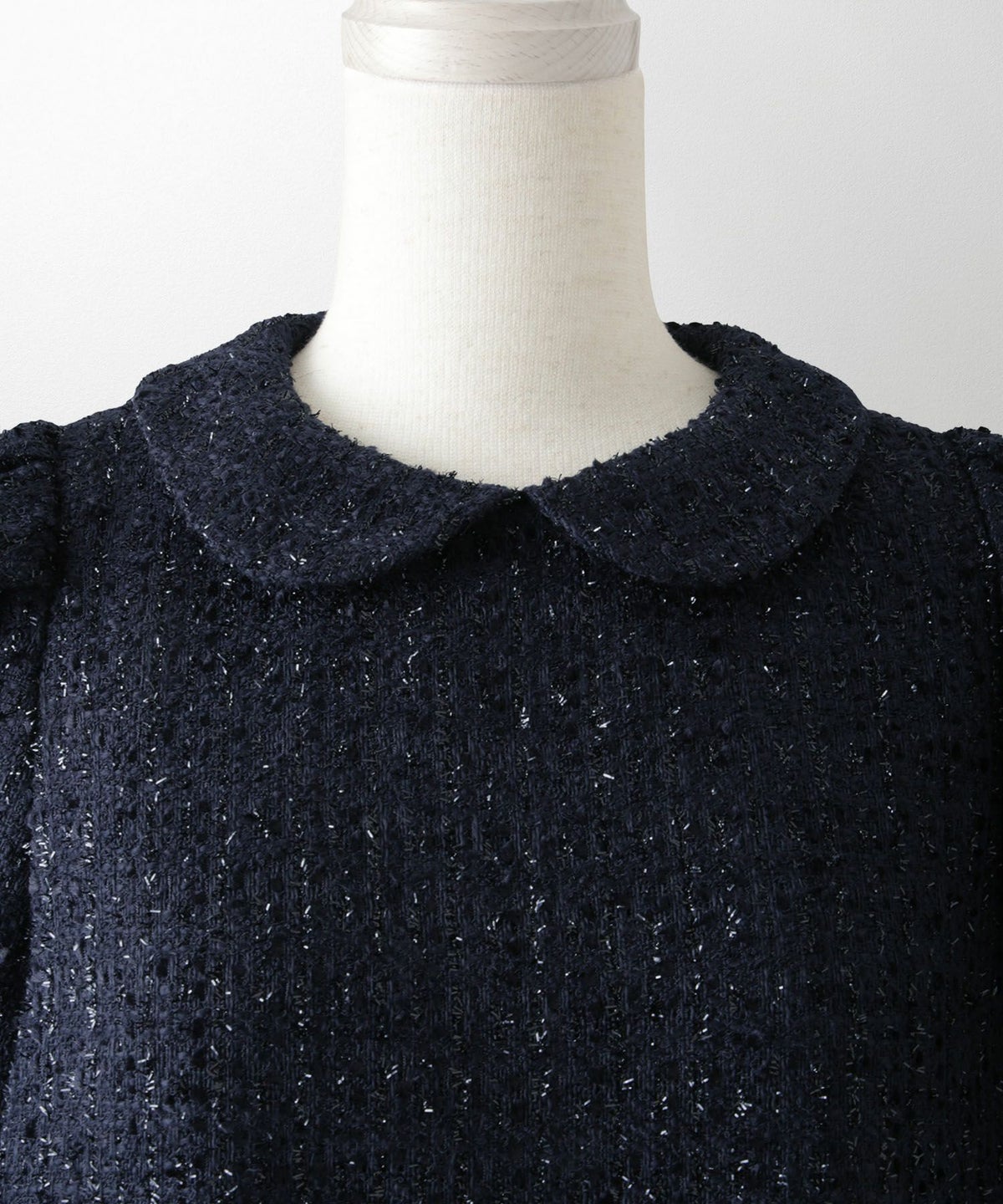 襟付き ツイード ペプラムトップス 丸襟 ツイード ラメ オフィス 学校行事 きれいめ 半袖 ホワイト/ネイビー/M