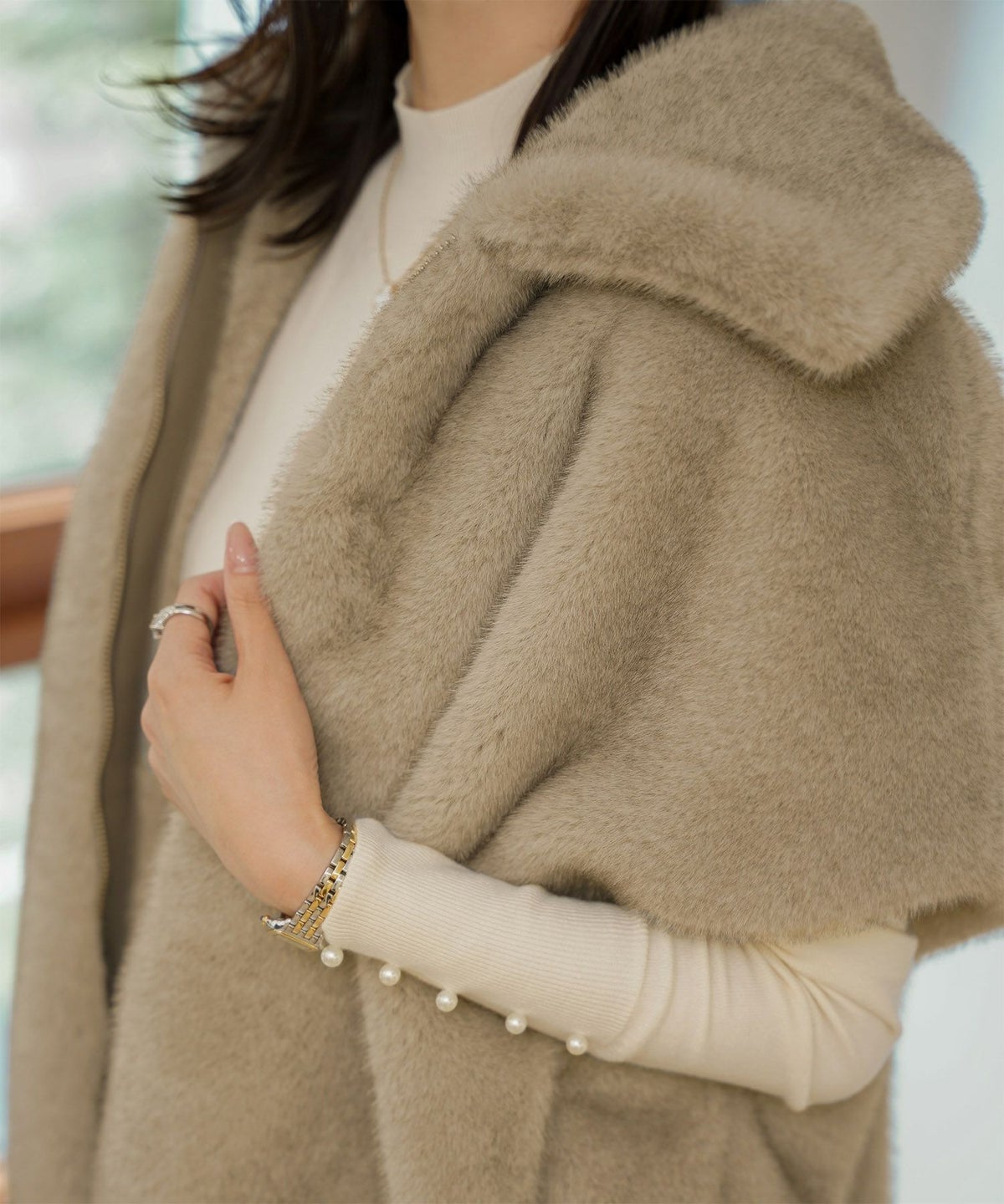 レディース  ジレ ファー フェイクファー ジャケット アウター 秋 冬 きれいめ ライトグレー/キャメル/M/ノースリーブ