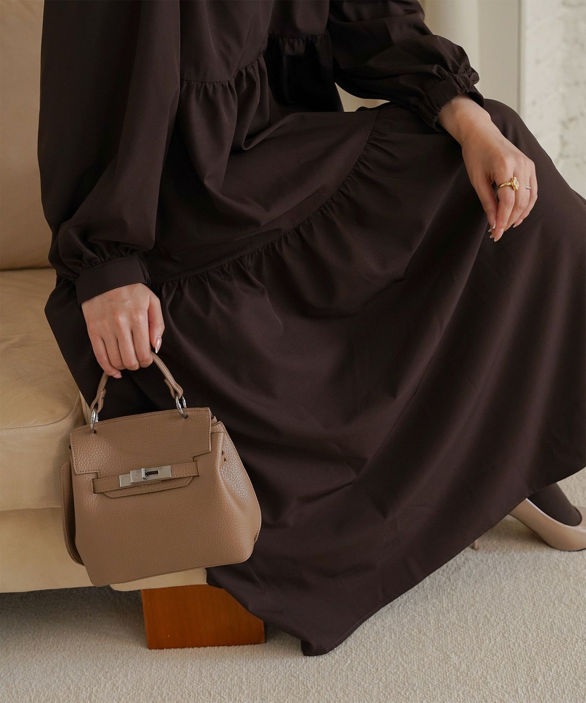 レディース 春 秋 冬 ティアードワンピース ロングワンピース マキシ丈 きれいめ 洗える ブラウン/ブラック/S/M/長袖