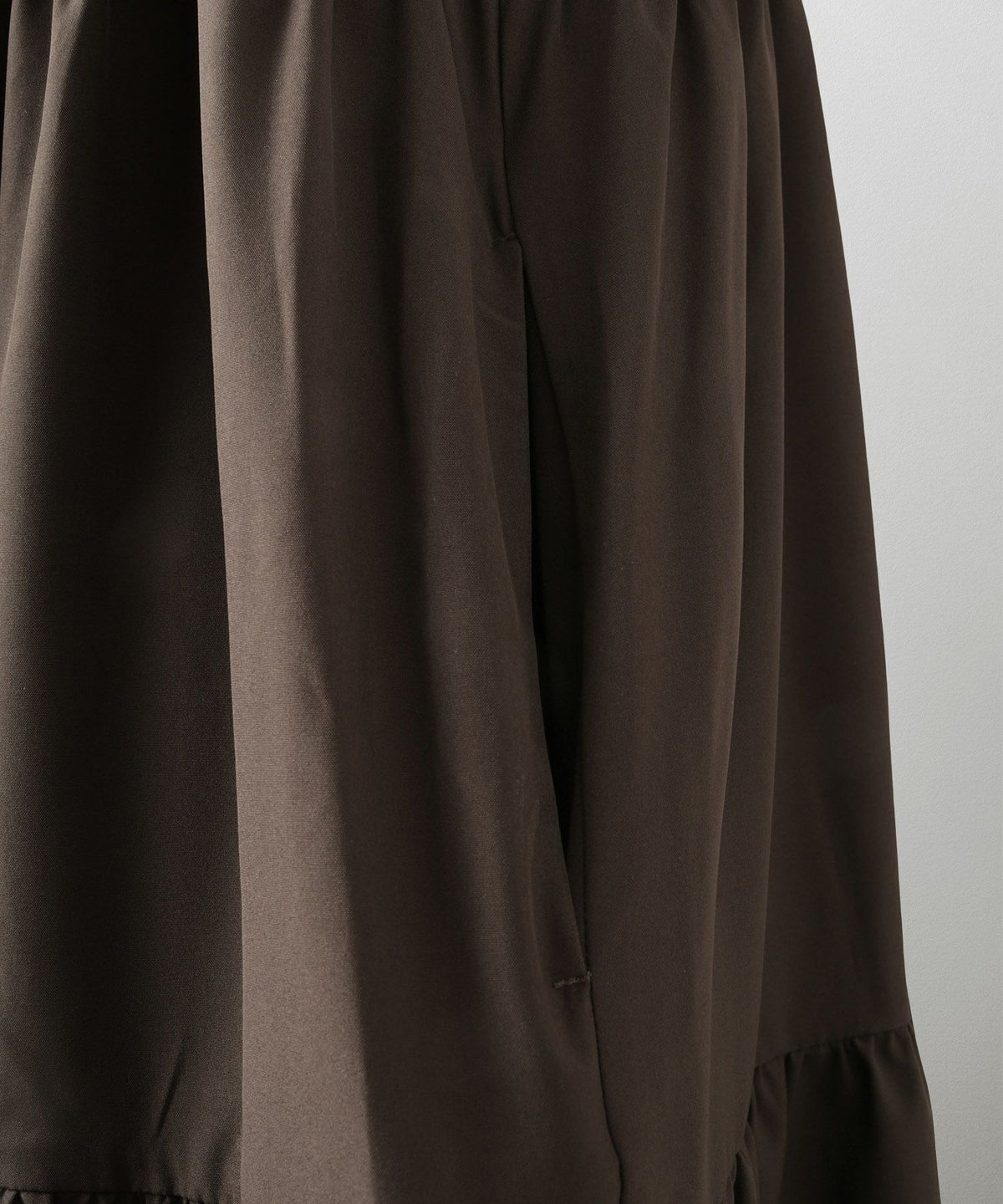 レディース 春 秋 冬 ティアードワンピース ロングワンピース マキシ丈 きれいめ 洗える ブラウン/ブラック/S/M/長袖