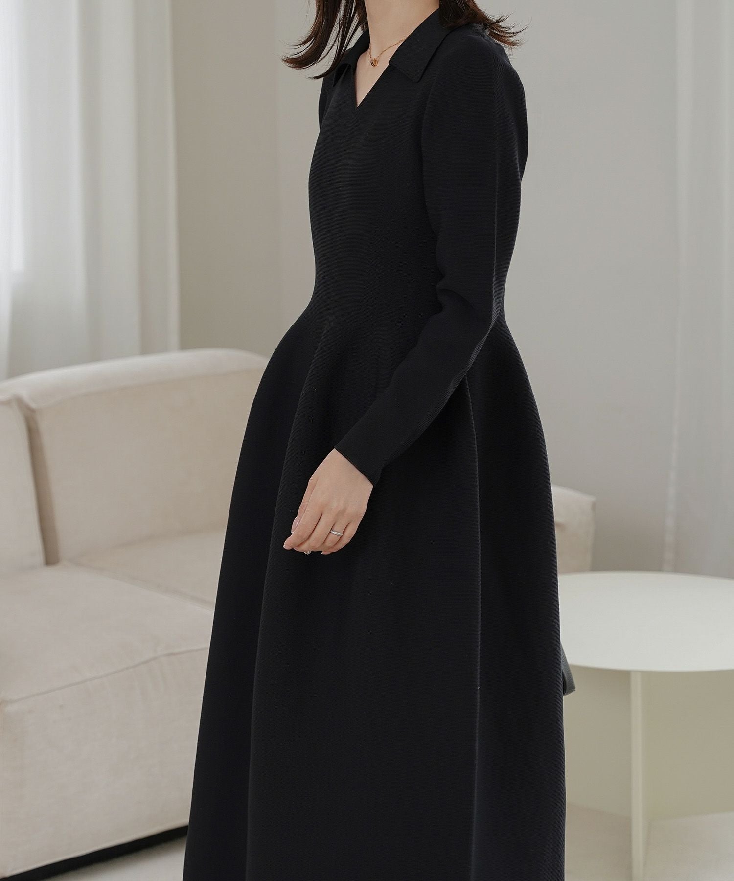 TIME-SALE オープンカラー ホールガーメント ニット ワンピース HUIT