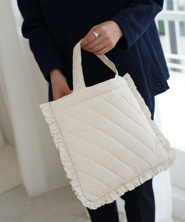 レディース バッグ 無地 キルティング オケージョン オフィス 学校行事 春 夏 秋 冬 サブバッグ アイボリー ネイビー ブラック フリー