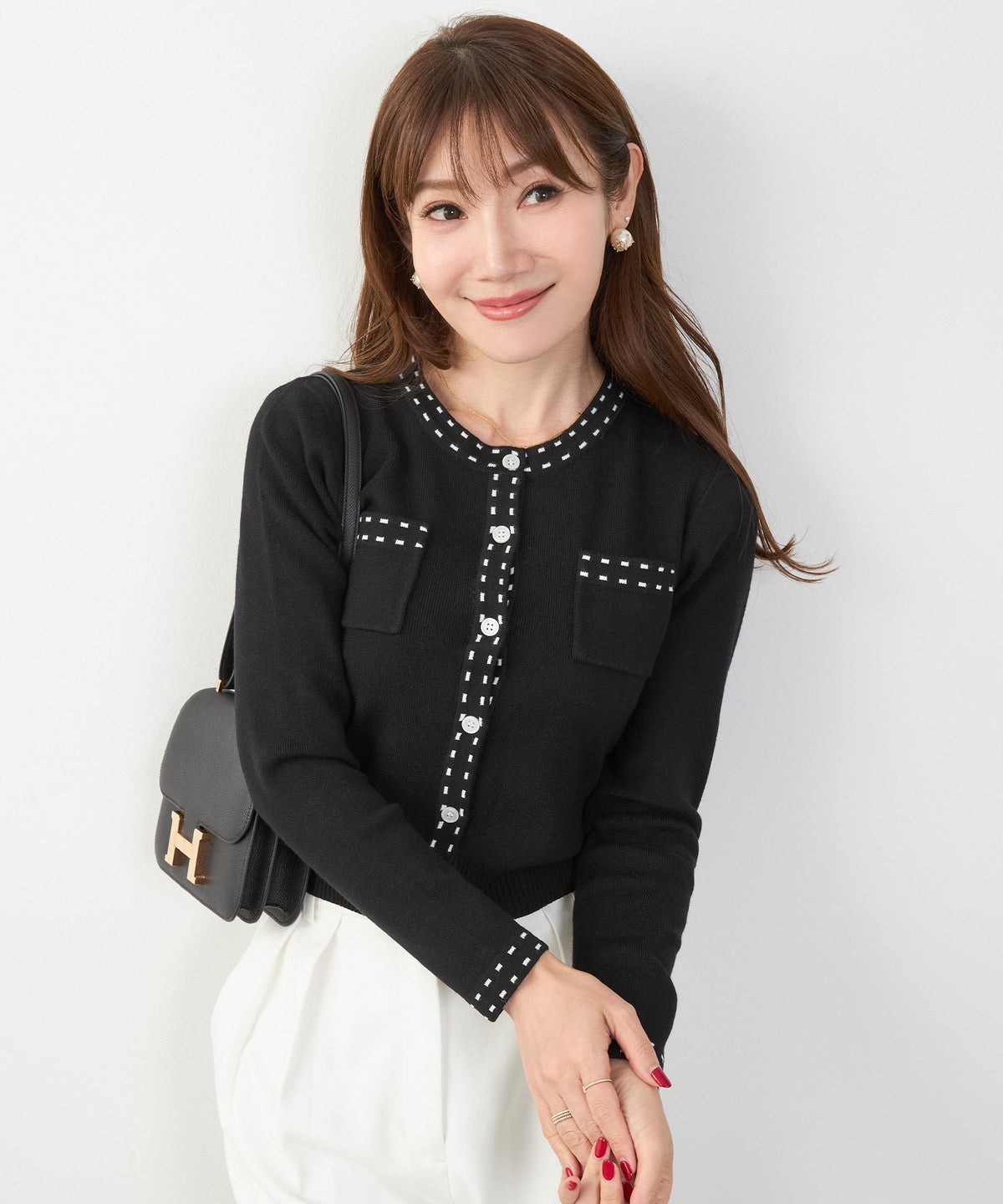 新色追加 手洗い可 レディース 秋冬春 可愛い 上品 きれいめ オフィス 色 フェミニン ジョイントスペース ＜エコヴェロ＞ステッチジャガード丸首ニットCD Liala×PG
