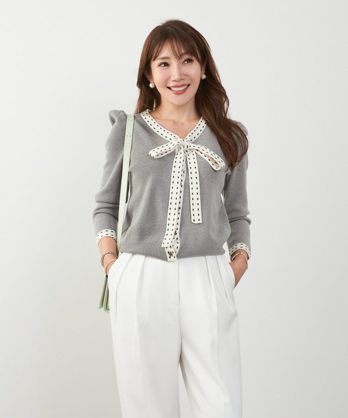 新色追加 手洗い可 秋冬春 長袖 可愛い 上品 きれいめ オフィス ボウタイ フェミニン ジョイントスペース ＜エコヴェロ＞ステッチジャガードVニットCD Liala×PG