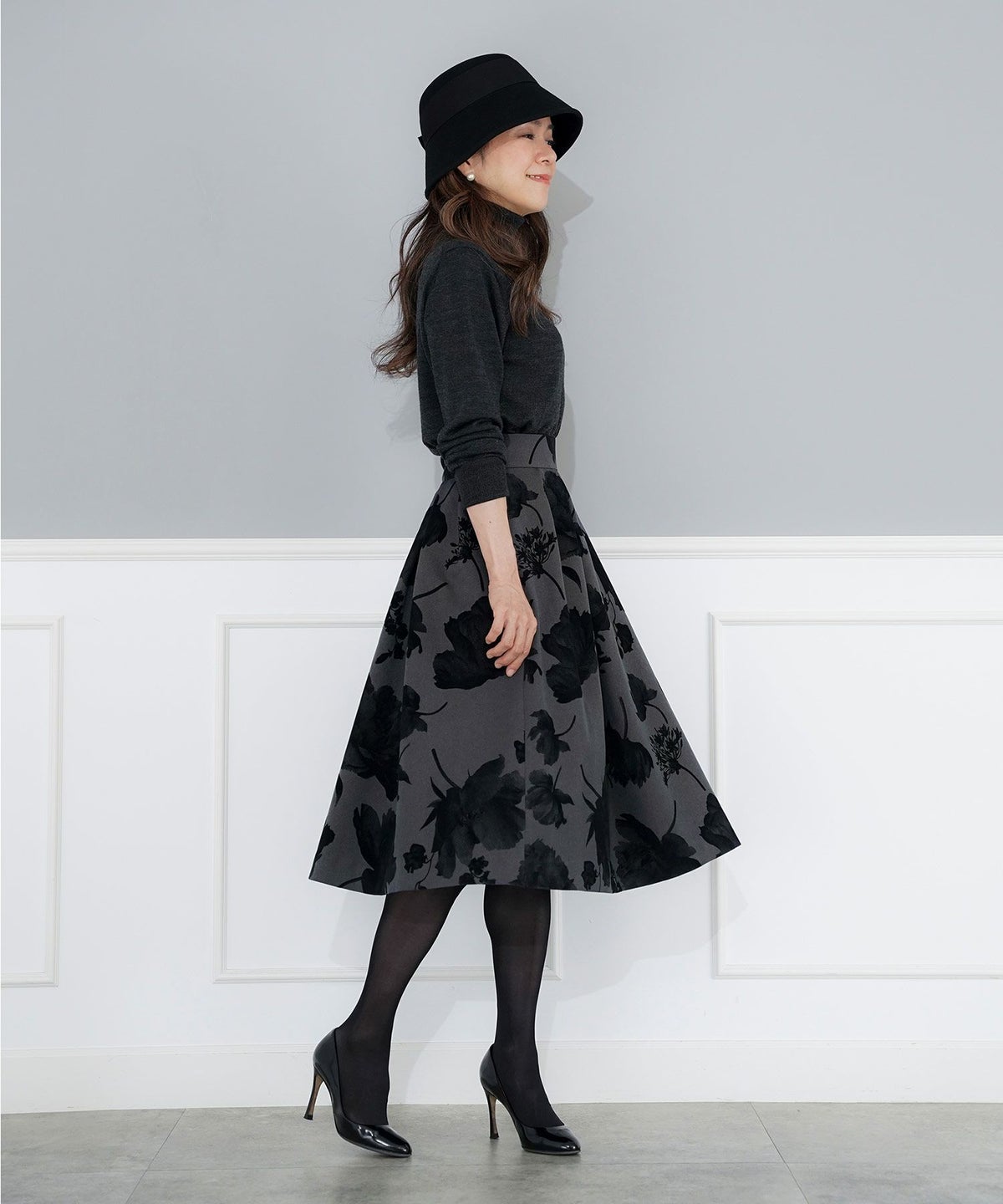 パターン ボトムス レディース 上品 きれいめ オケージョン シンプル エレガント フラワー M L LL ジョイントスペース