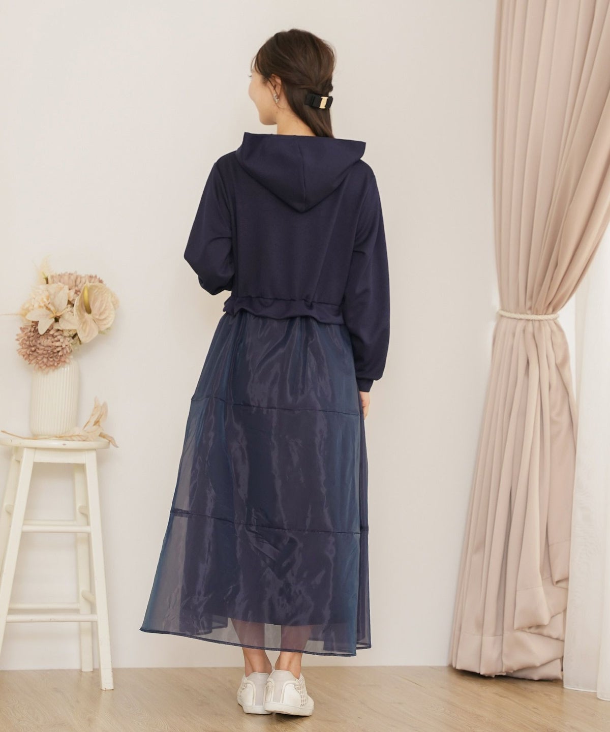 ダンボールニット オーガンジー ドッキング フード付き 長袖 ハイウエスト スタイルアップ 3段切替 大人フェミニン カジュアル フェミニン 体型カバー 秋冬 きれいめ 上品 ワンピース パーカー ピンク ライラック ネイビー チャコール