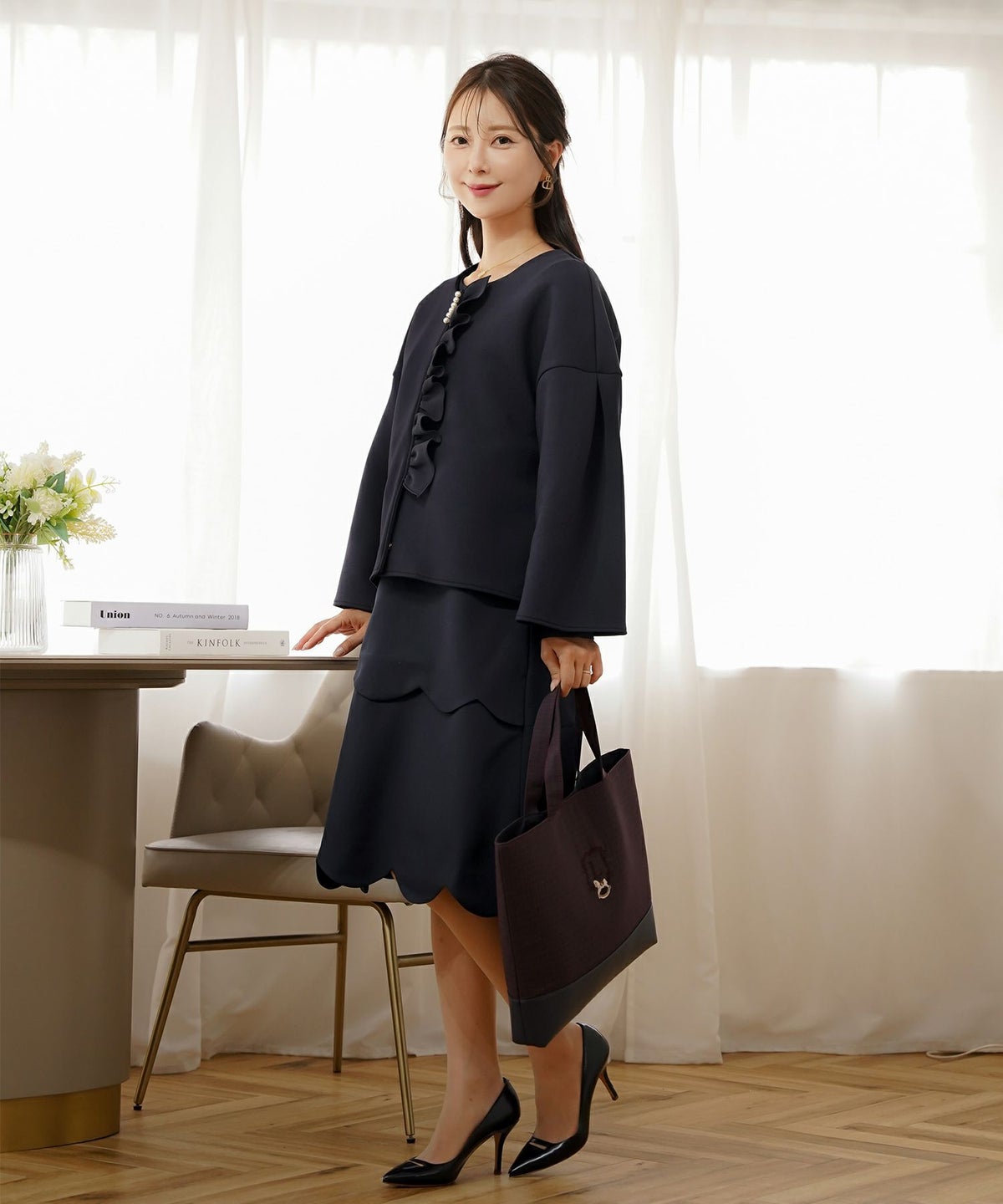 アウター ダンボールニット ミドル丈 ショート丈 通勤 結婚式 披露宴 セレモニー 成人式 同窓会 デート 女子会 誕生日会 演奏会 発表会 七五三 20代 30代 パール フリル 長袖 オケージョン アイボリー ネイビー