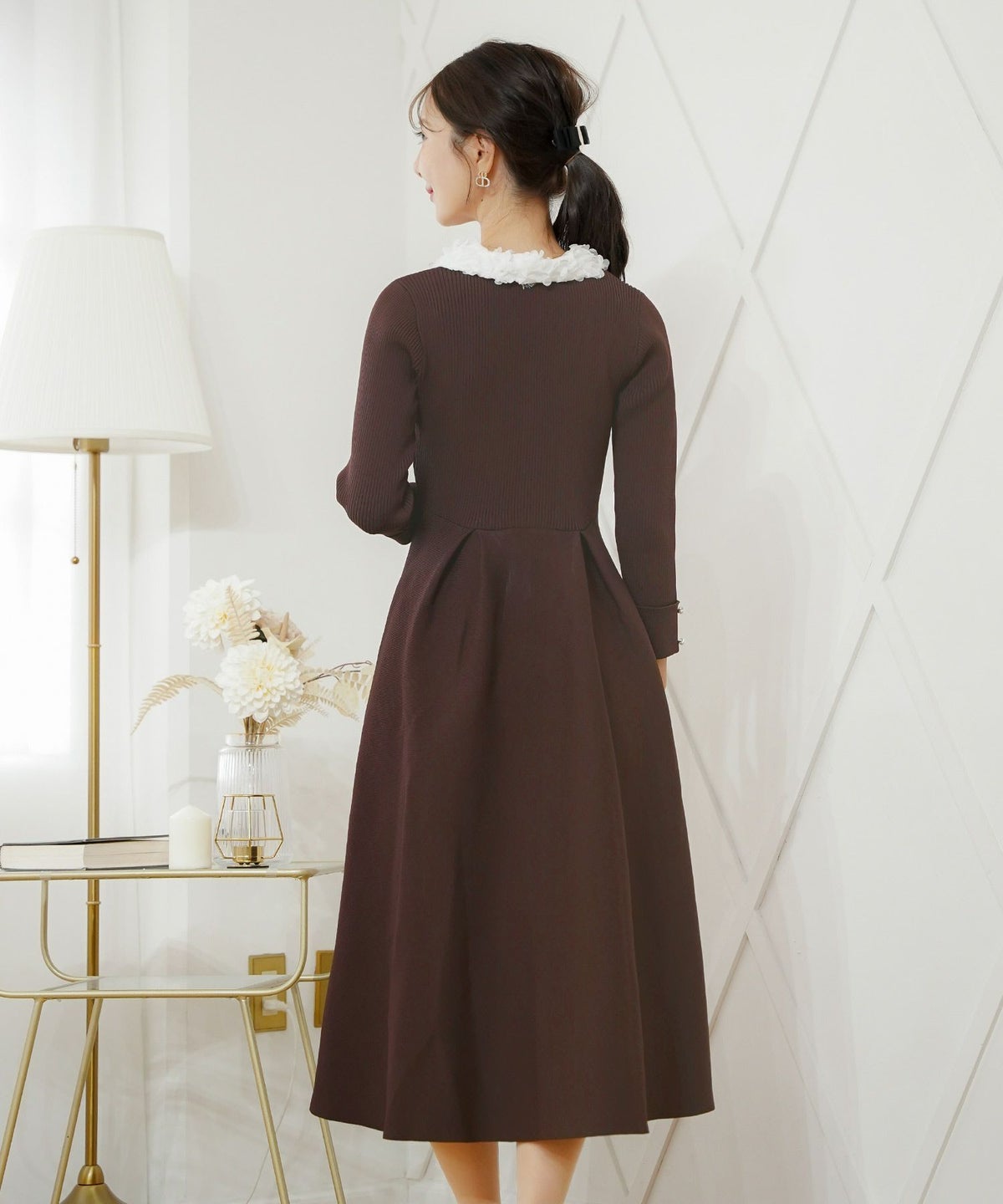 ワンピース 襟 花 長袖 きれいめ エレガント フェミニン 上品 ブルーグレー ブラウン ネイビー ブラック エクリュ 新色 フレア ニット 産前産後 オケージョン
