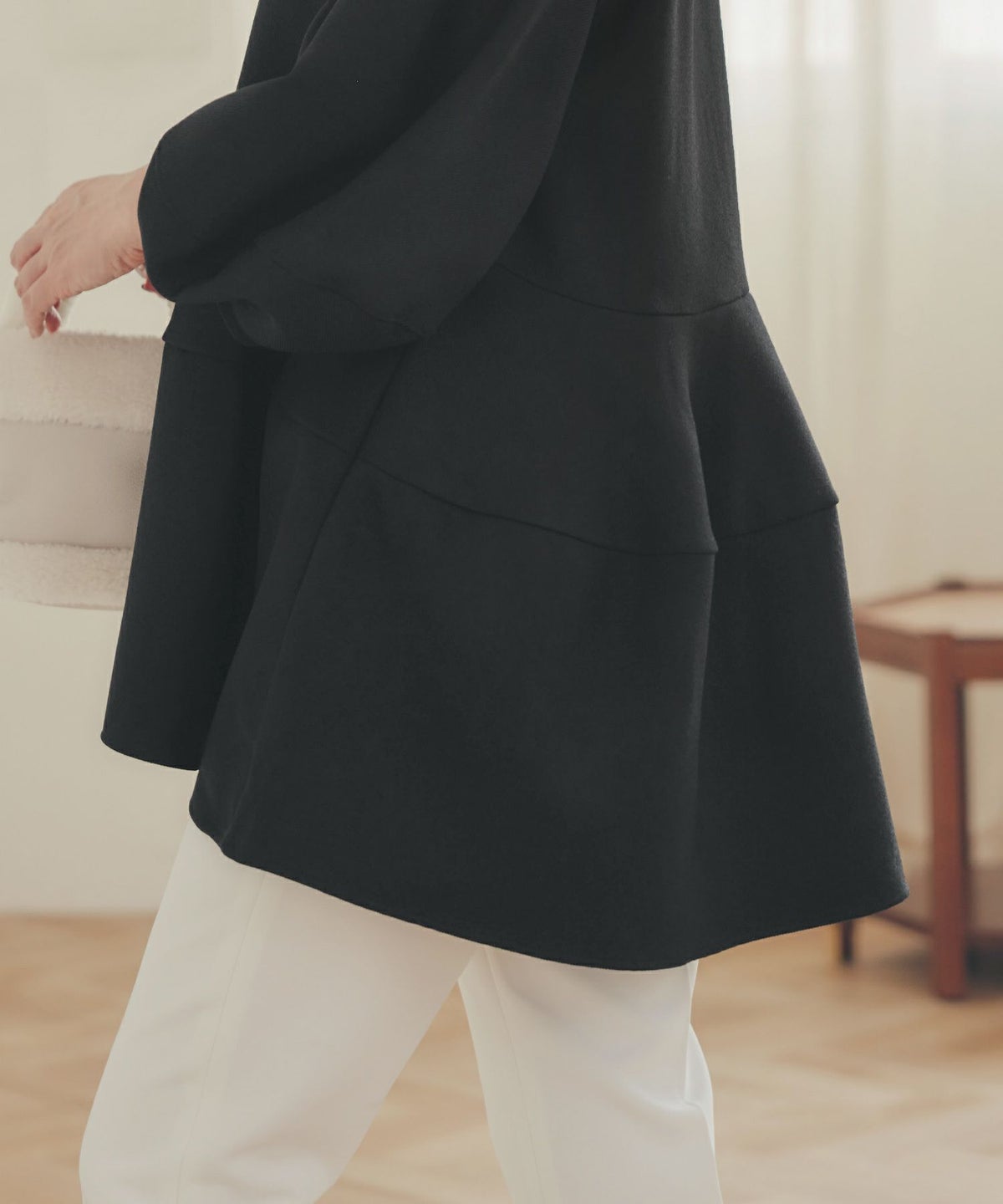 手洗い可 オフィス オケージョン シンプル かわいい きれいめ おしゃれ 白 黒 アンチピリング 日本製 体型カバー ジョイントスペース