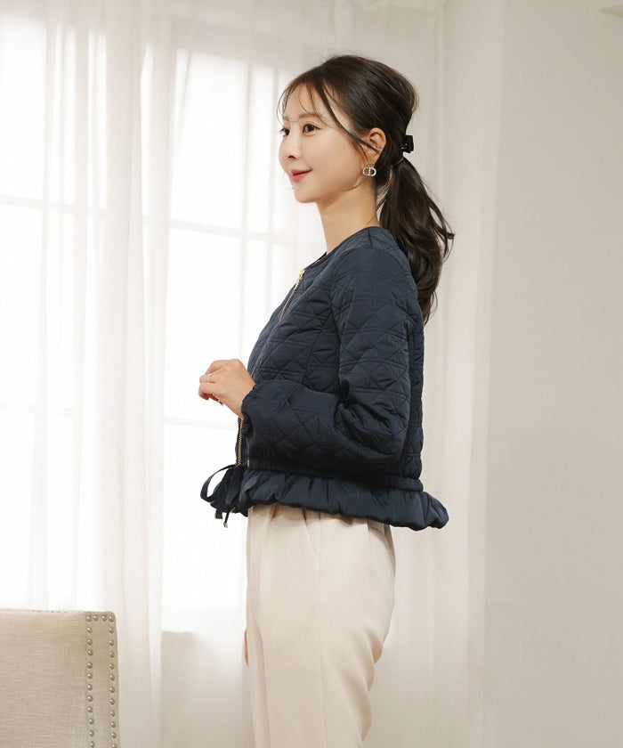 レデイース アウター キルティング ショート丈 ダイヤ柄 オシャレ 中綿 2WAY 上品 エレガント カワイイ ベージュ ピンク ネイビー ブラック ホワイト フリル リボン 低身長 ジャケット