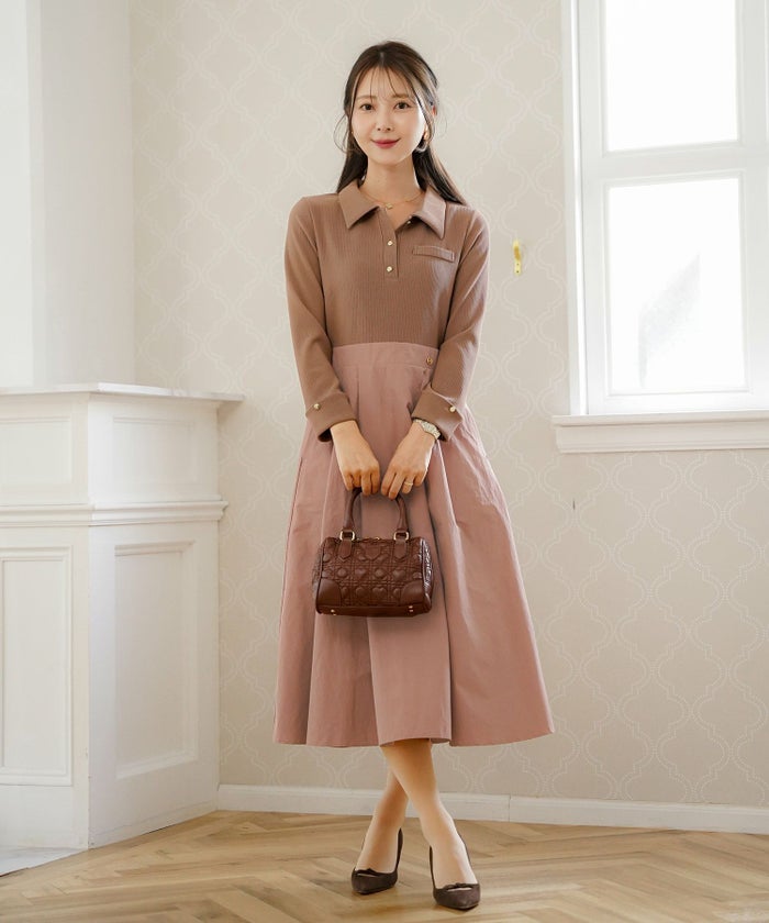 ワンピース フィット&フレア 長袖 カットソー タフタ 異素材 ドッキング 襟 ポロ フレア ゴムウエスト ポケット ブラウン モカ ピンク ブラック キャメル ネイビー 20代 30代 上品 エレガント フェミニン カジュアル  デイリー 配色