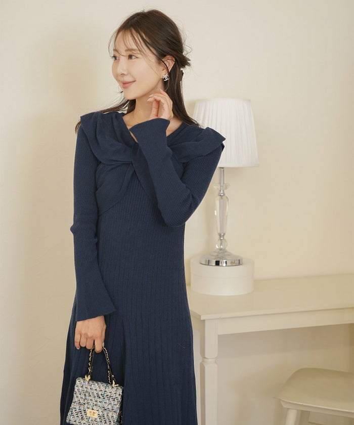 ワンピース ニット リボン オフショル 長袖 フレア袖 スリーブ ブラウン モカ ネイビー グレー きれいめ 楽ちん ディナー 食事会 女子会