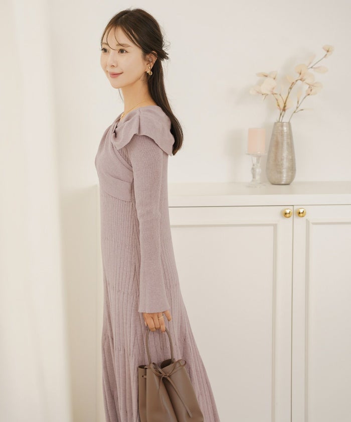 ワンピース ニット リボン オフショル 長袖 フレア袖 スリーブ ブラウン モカ ネイビー グレー きれいめ 楽ちん ディナー 食事会 女子会