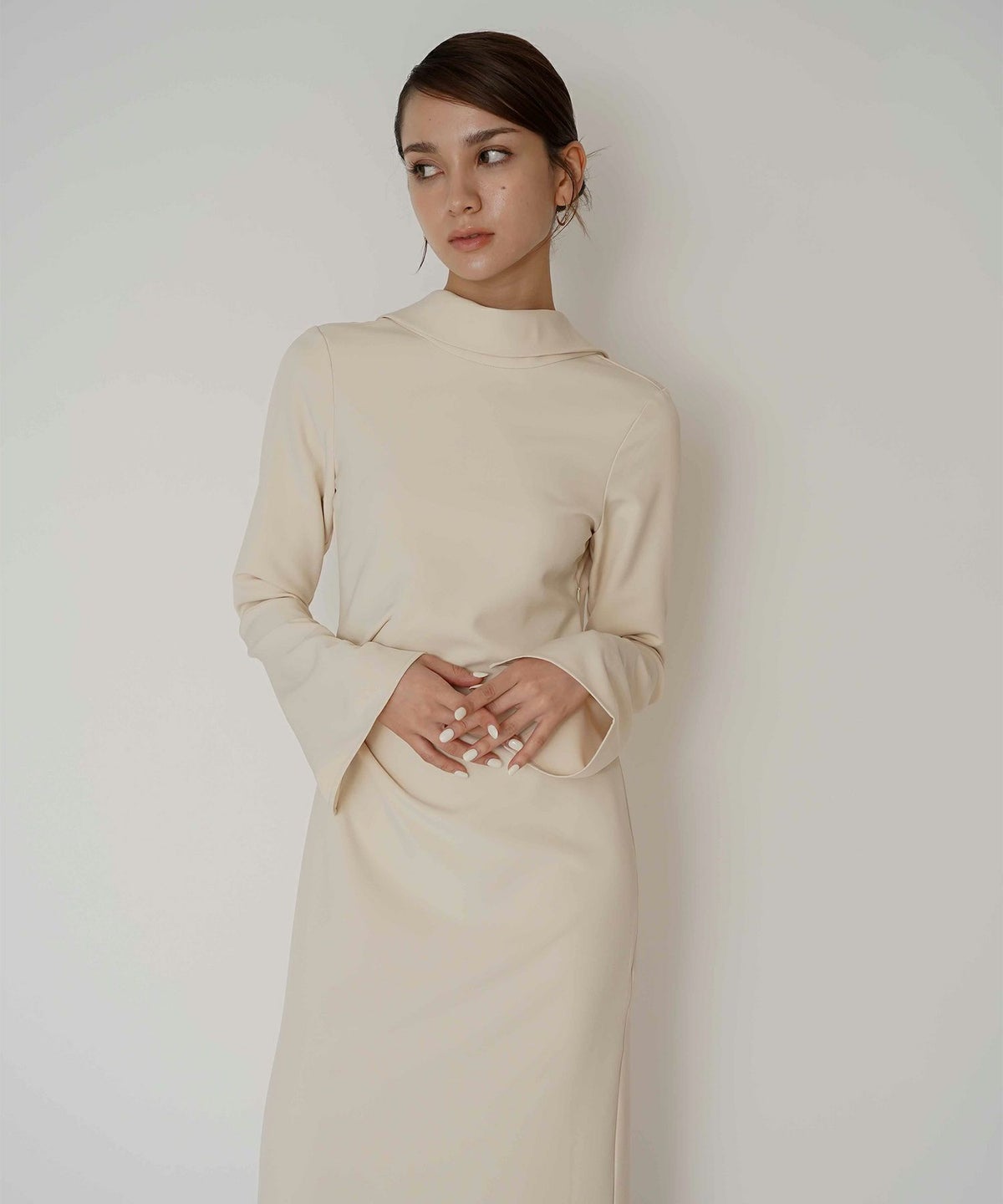 結婚式 フォーマル ディナー バックオープン パーティードレス 二次会 前撮り モード Iライン タイト 韓国風 綺麗め 細見え カジュアル KINO THE KEI