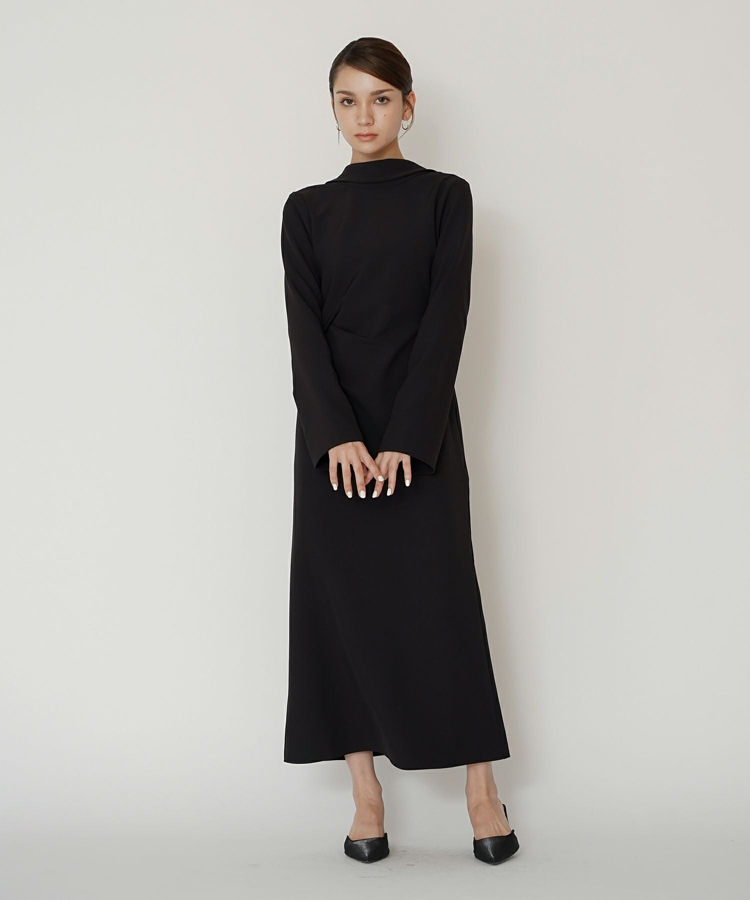 ロールカラー バックコンシャス ワンピース KINO THE KEI 全2色
