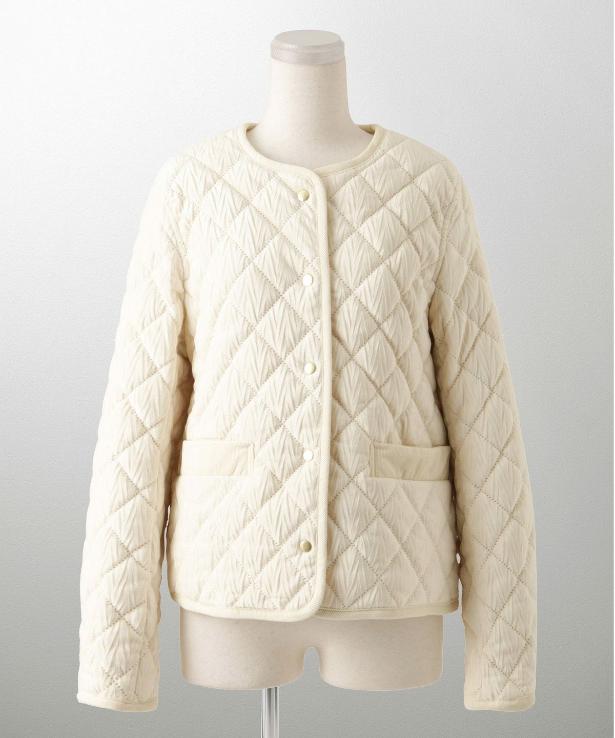 キルティング ベロア ジャケット ブルゾン アウター 大人カジュアル トレンド 秋 冬 アイボリー/サックス/ネイビー M