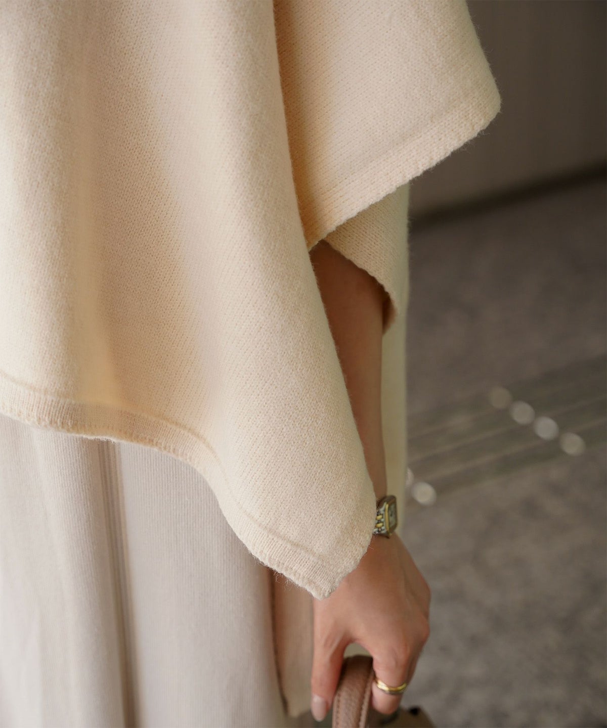 ショール風 ニット カーディガン 五分袖 ショール 羽織り きれいめ 洗える アイボリー/グレー/M