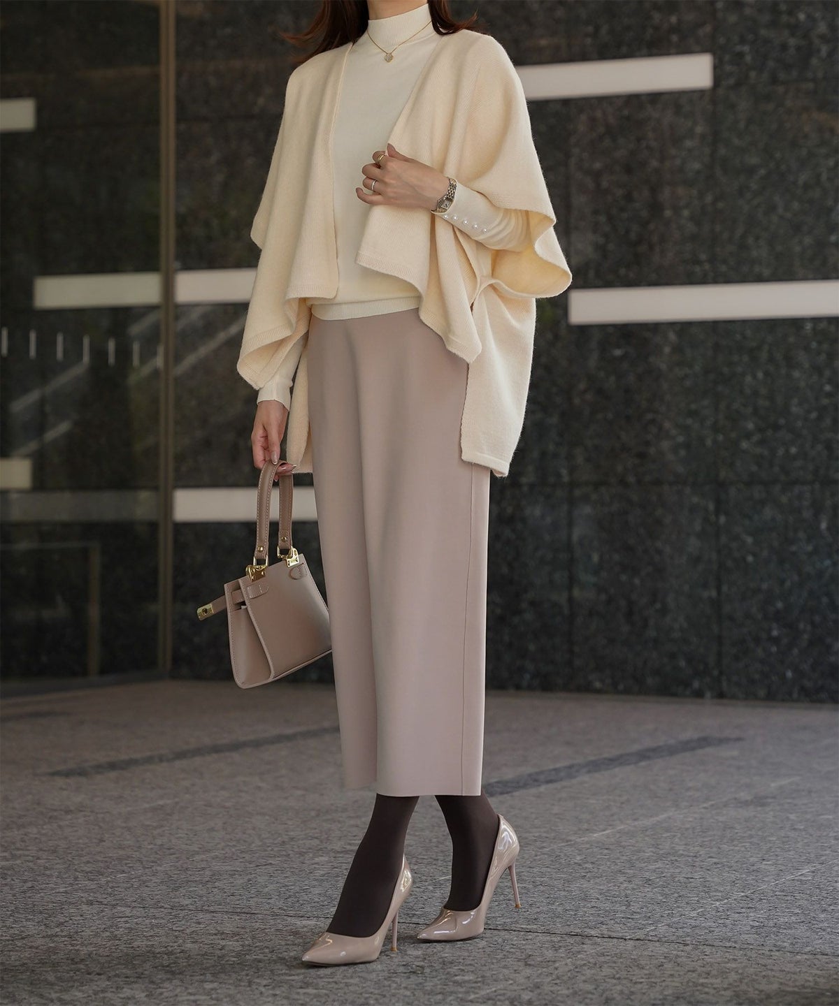 ショール風 ニット カーディガン 五分袖 ショール 羽織り きれいめ 洗える アイボリー/グレー/M