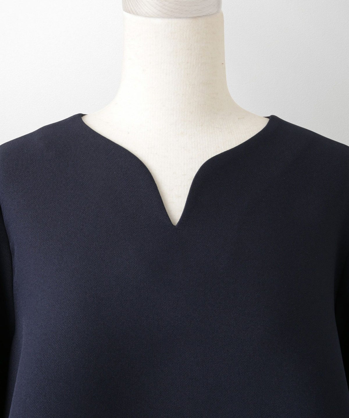 サテン ベルスリーブ ブラウス レディース 長袖 フレア オフィス 学校行事 オケージョン きれいめ 洗える ホワイト/ネイビー/ブラック/M