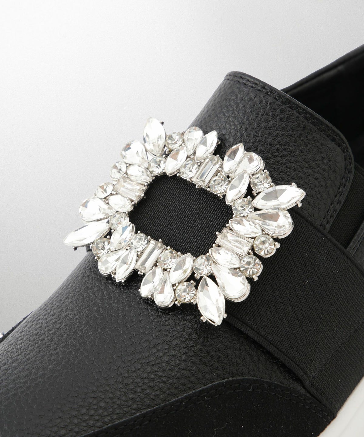 ビジュー バックル シューズ スニーカー シューズ スリッポン ビジュー バックル 歩きやすい クッション ホワイト ブラック S M L LL