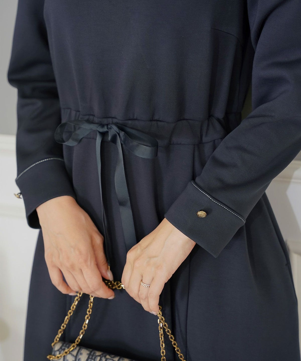 ワンピース 上品 ダンボールニット カットソー きれいめ クルーネック リボン ジョイントスペース